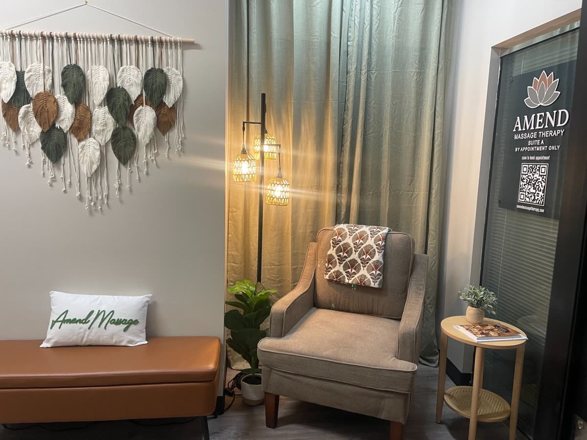 Amend seating and hallway space